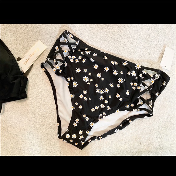 Bikini set size medium - Picture 2 of 5